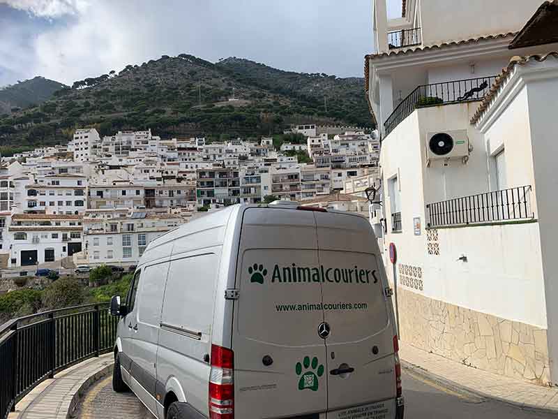 The narrow roads make for some tricky manoeuvring!