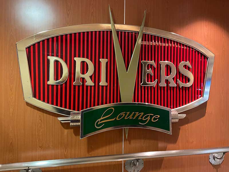 No missing the drivers' lounge, thanks to this fine retro sign!
