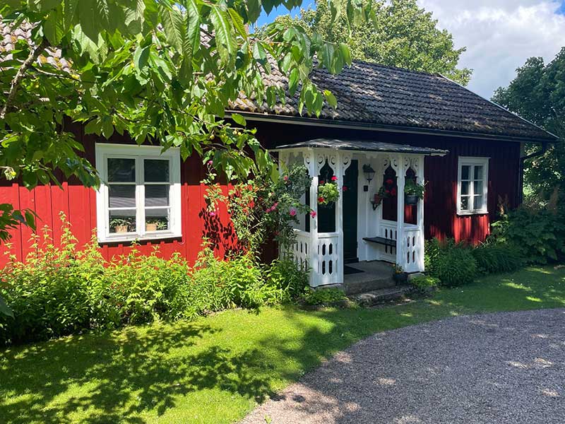 A typical-looking Swedish country house for our overnight stay
