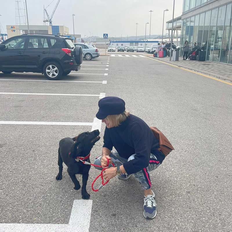Nathalie over the moon to be reunited with Billy in Dénia port