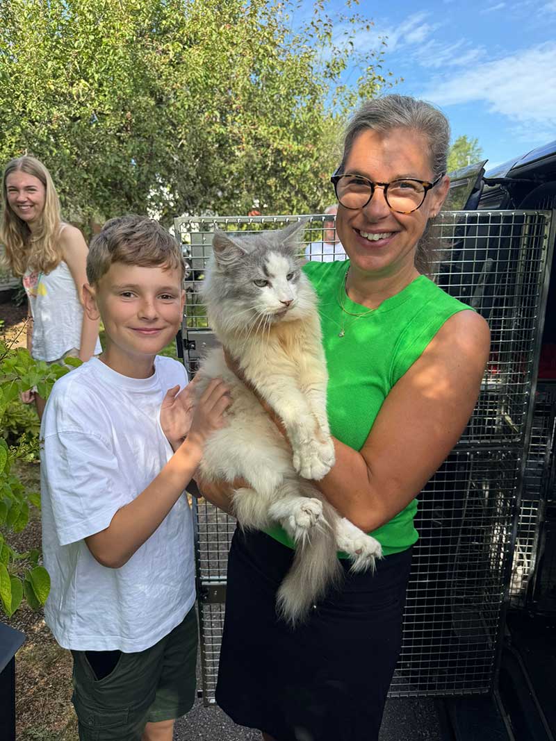 …and serious hugs for splendid floof Truls
