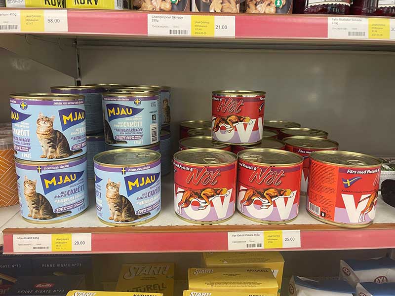 We also spotted tinned delicacies for our four-legged friends