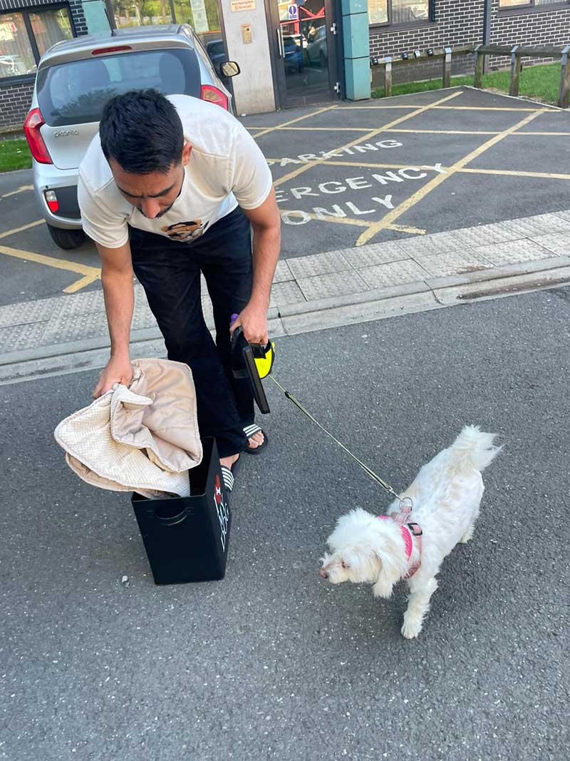 Milad pleased to receive Papi in England